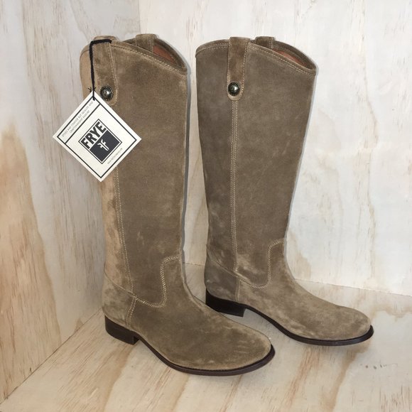 FRYE Women's Melissa Button Boot - Picture 9 of 13
